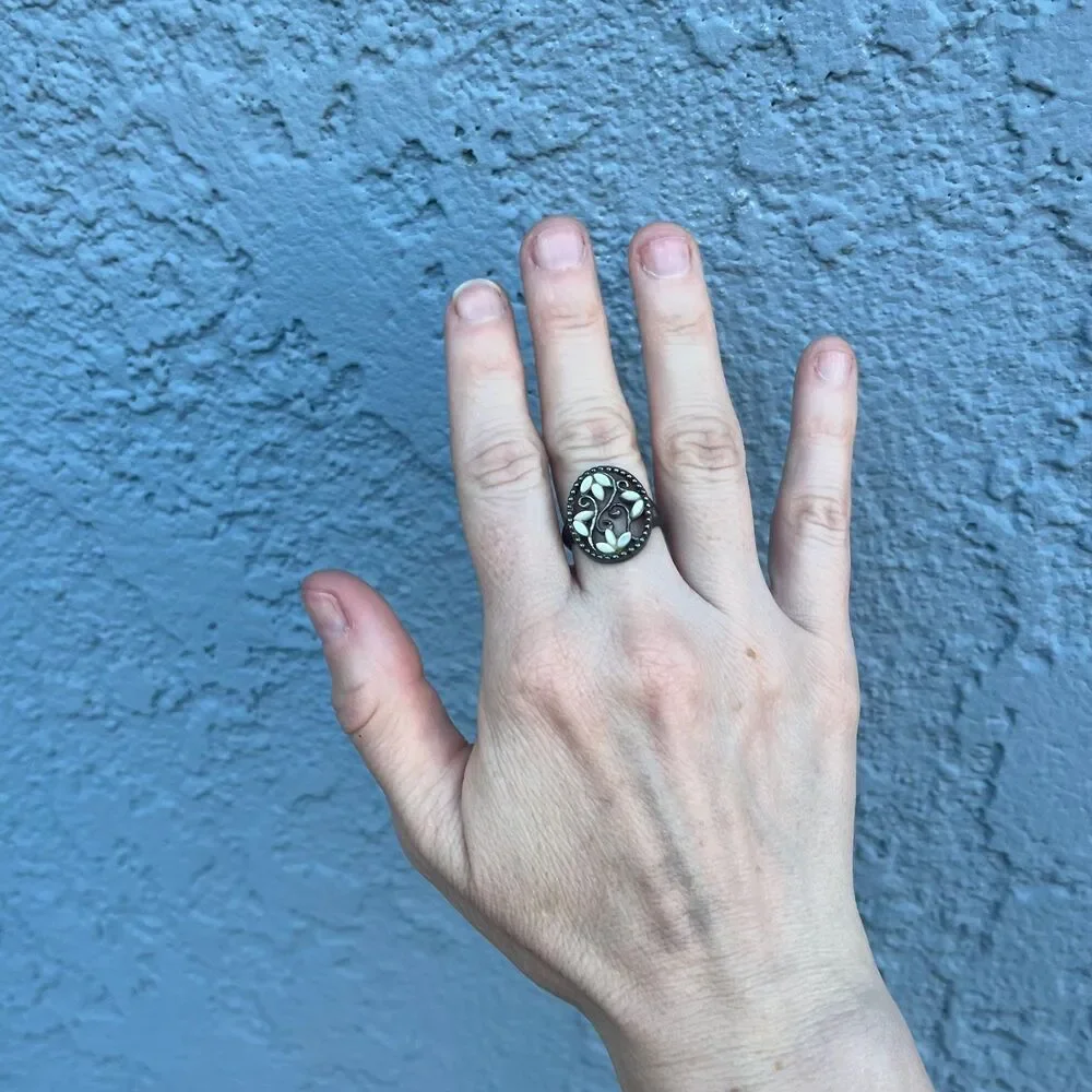 Source Unknown vintage ring